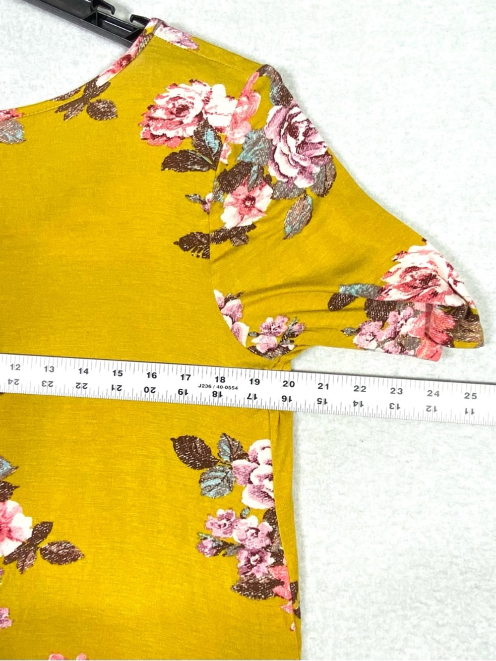 MAURICES 24/7 Floral Tunic Tee Women's M Mustard Yellow Short Sleeve Countryside - Picture 9 of 10